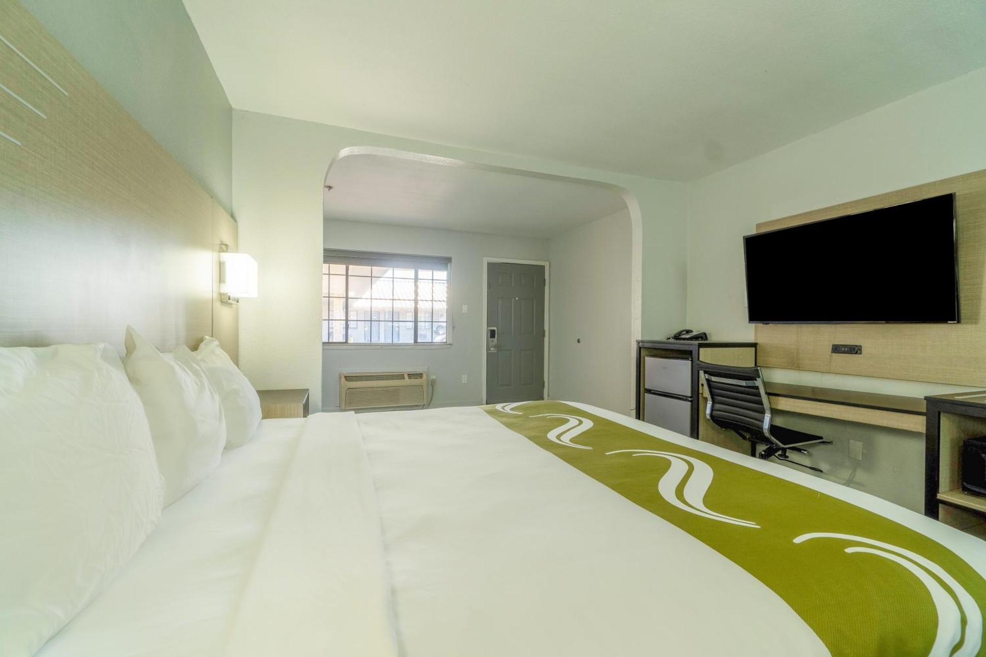 Pleasanton Executive Inn By Oyo Buitenkant foto